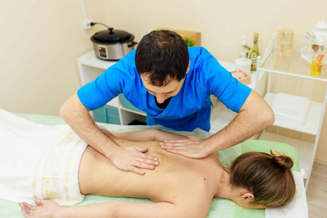 Massage Sessioun mat engem Spezialist