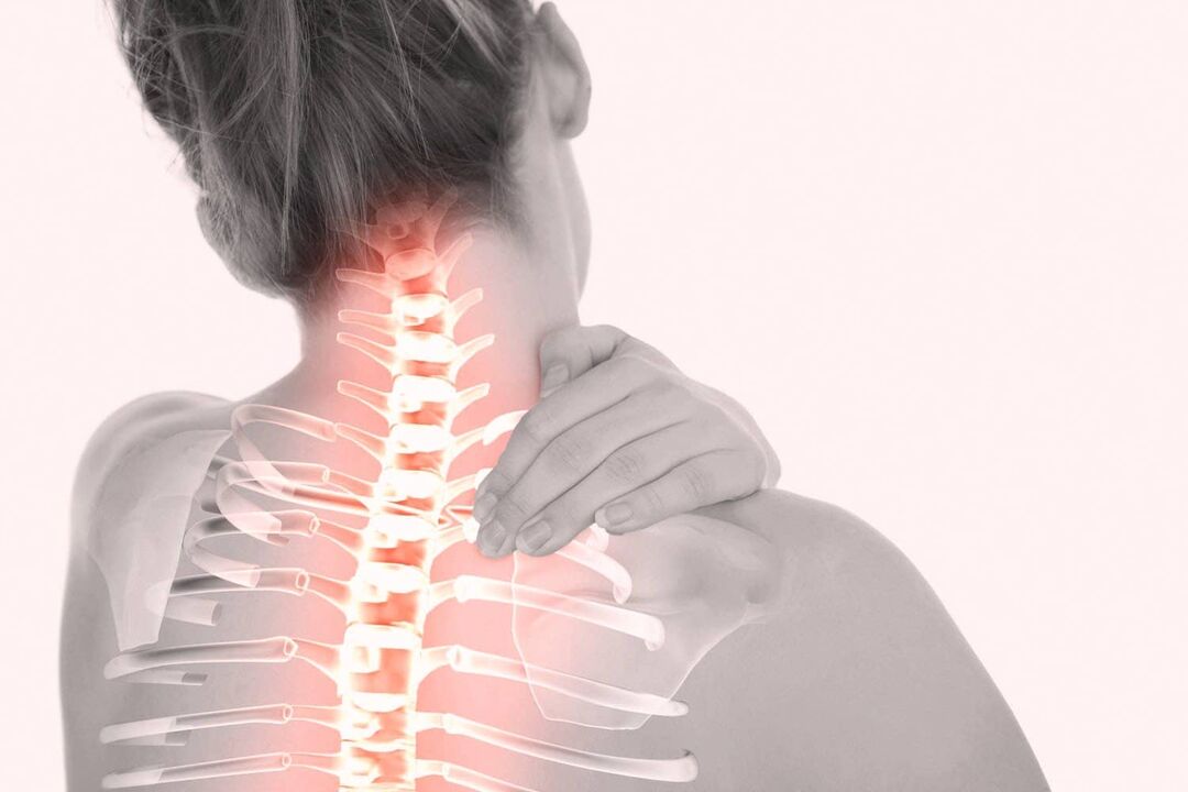 Péng an der Gebärmutterkierper wéinst Osteochondrose